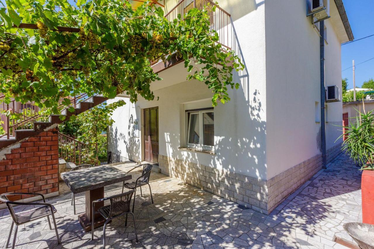Apartment Eugen Crikvenica Exterior foto